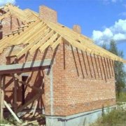Расчет четырехскатной крыши: как грамотно рассчитать конструкцию для частного дома