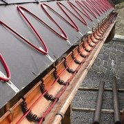 Обогрев кровли и водостоков: технология устройства системы антиобледенения